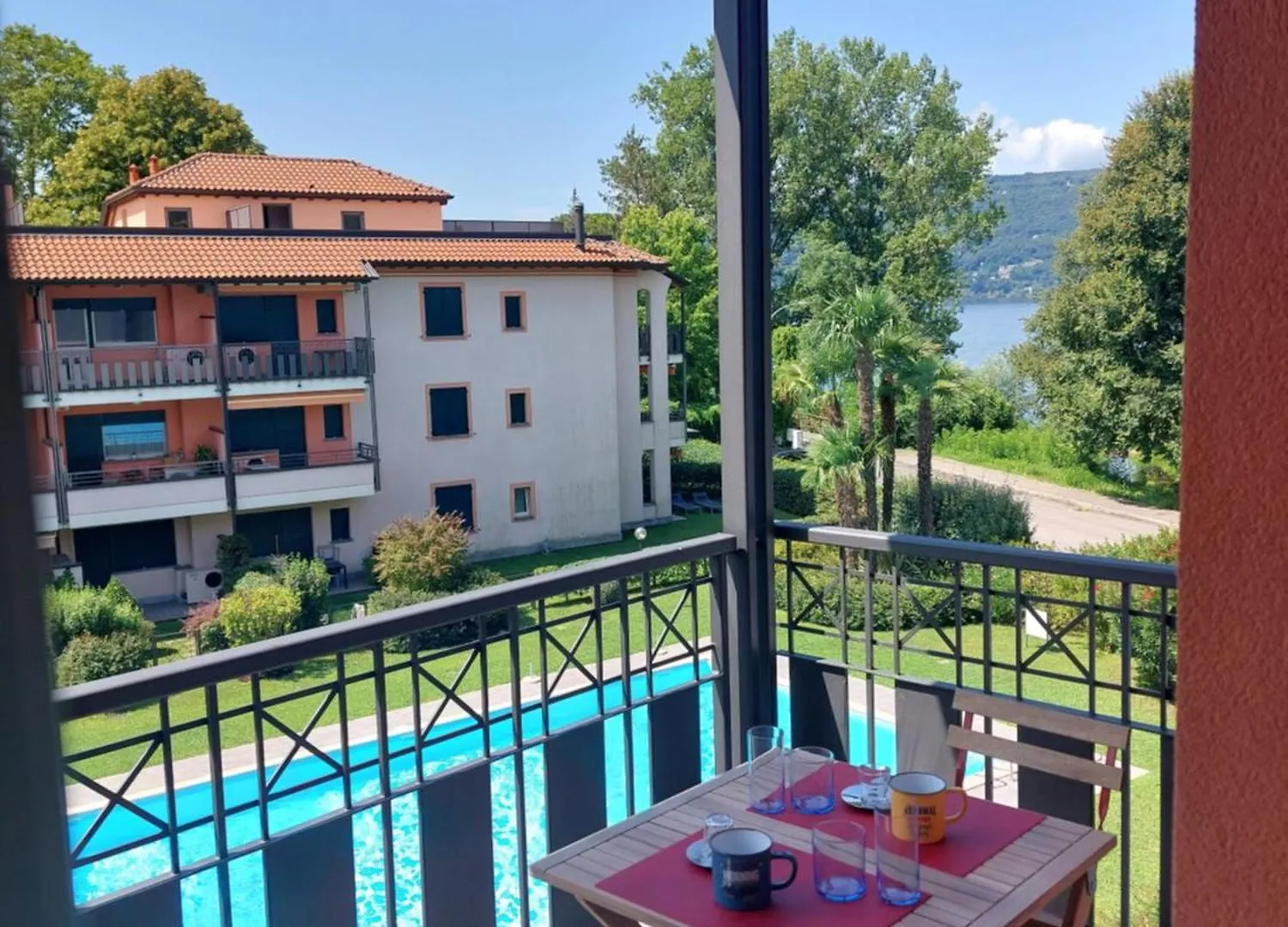 A Casa Di Clara Διαμέρισμα Arolo